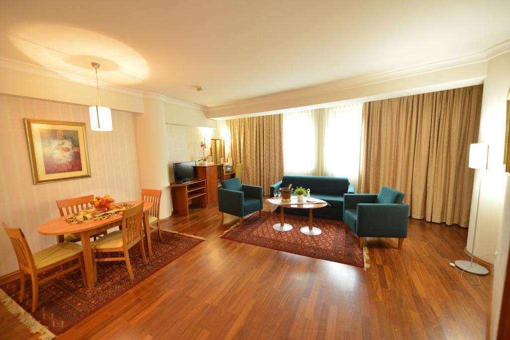 Hotel Karpos Скоп'є Номер фото
