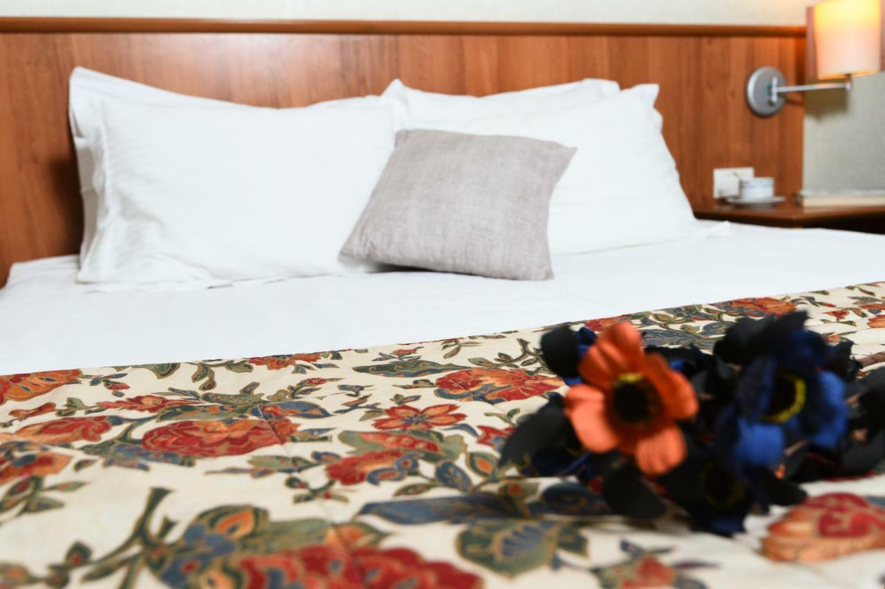 Hotel Karpos Скоп'є Екстер'єр фото